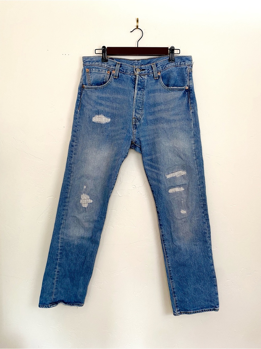 Levi's 501 '93 31x30 Men's Button Fly Light Blue Distressed Straight Men’s Jeans